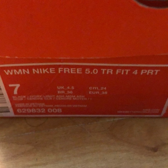 🌟SALE🌟 Nike Free 5.0 - Picture 5 of 5